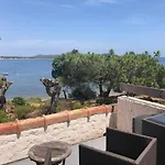 Les Pieds Dans L'eau Porto-Vecchio (Corsica)
