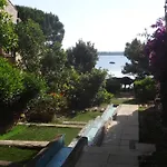 Les Pieds Dans L'eau Дом отдыха *