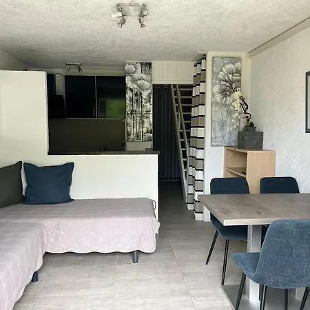 Les Pieds Dans L'eau * Porto-Vecchio (Corsica)