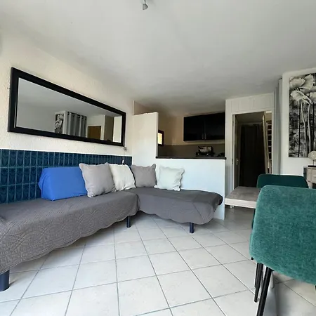 Vakantiehuis Les Pieds Dans L'eau Porto-Vecchio (Corsica)