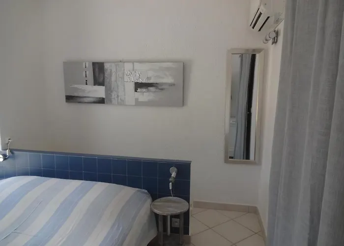 Les Pieds Dans L'eau * Porto-Vecchio (Corsica)