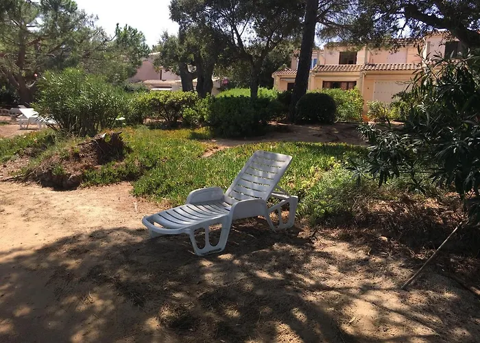 Les Pieds Dans L'eau Holiday home *